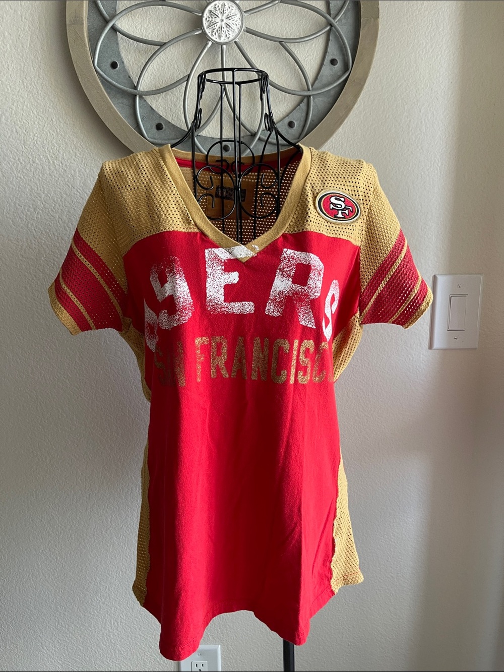 San Francisco 49ers Girls' Red & Gold Short Sleeve V-Neck Tee